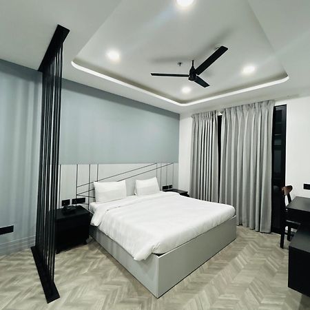 Bedchambers Serviced Apartment, Golf Course, Gurgáon Exteriér fotografie