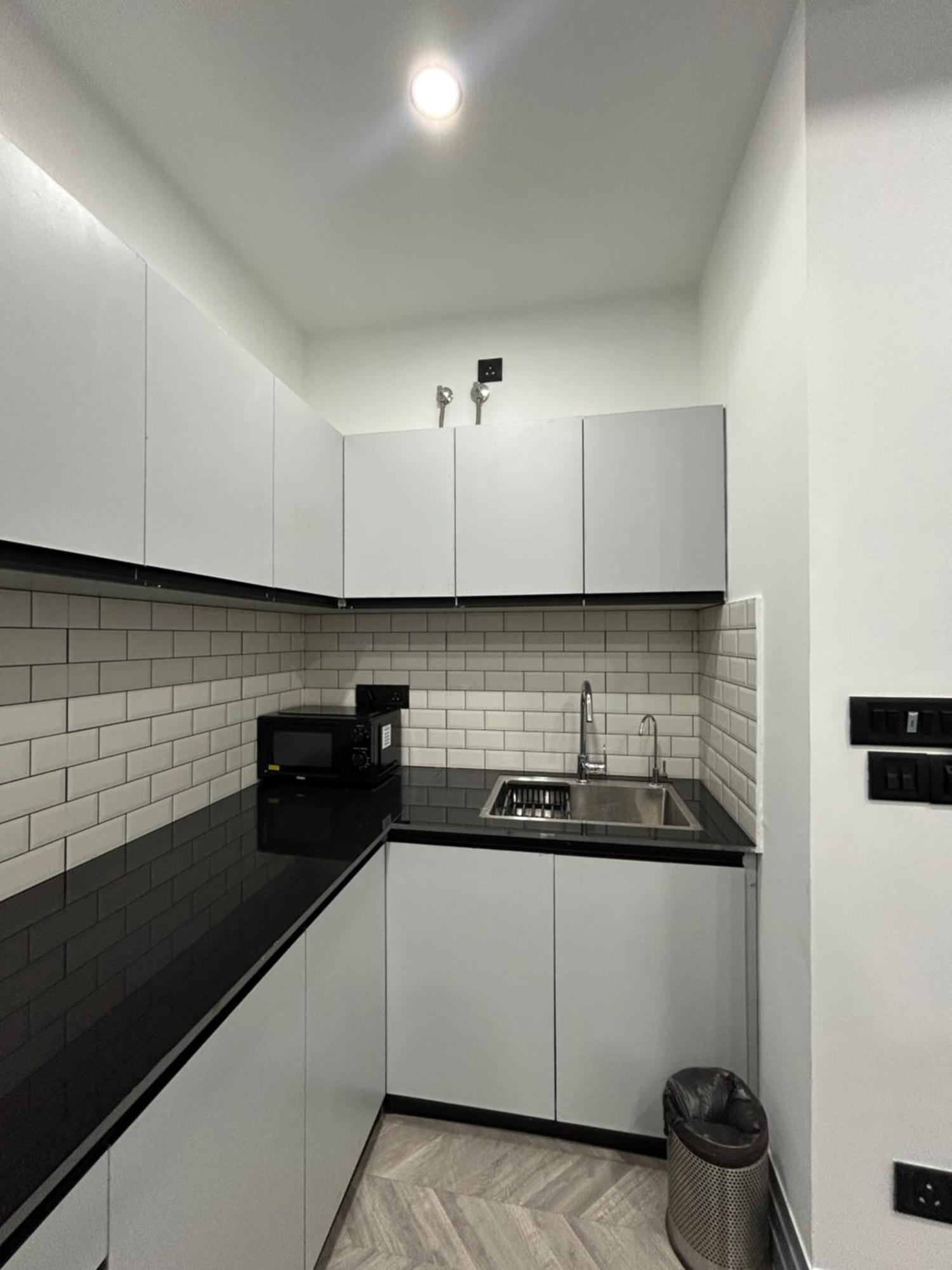 Bedchambers Serviced Apartment, Golf Course, Gurgáon Exteriér fotografie
